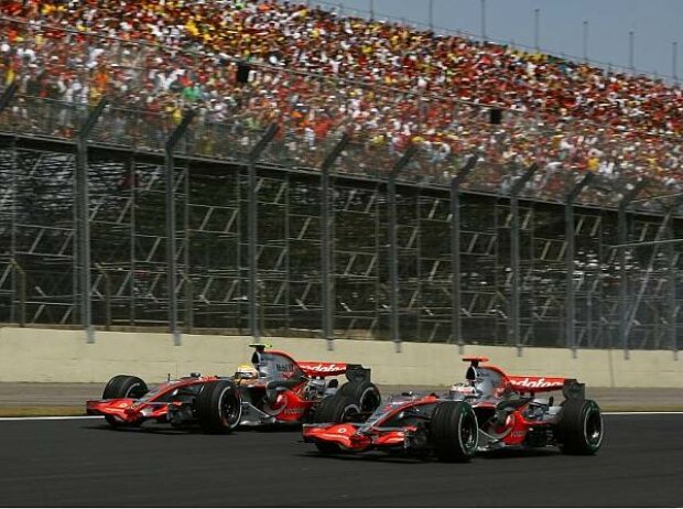 Fernando Alonso und Lewis Hamilton Fernando Alonso und Lewis Hamilton