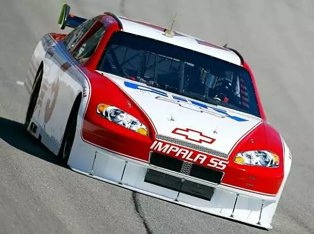 Dale Earnhardt Jr. Hendrick Titel-Bild zur News: Dale Earnhardt Jr. Hendrick