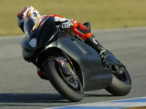 Marco Melandri Titel-Bild zur News: Marco Melandri