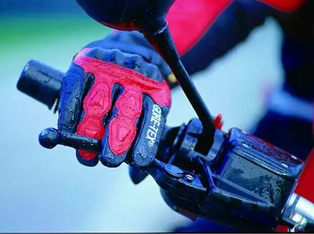 Motorrad-Handschuh Titel-Bild zur News: Motorrad-Handschuh