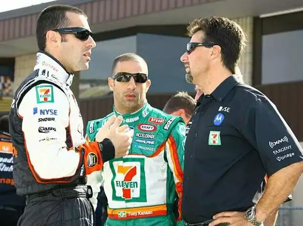 Dario Franchitti, Tony Kanaan und Michael Andretti Titel-Bild zur News: Dario Franchitti, Tony Kanaan und Michael Andretti