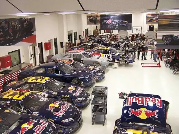 Red-Bull-Workshop Titel-Bild zur News: Red-Bull-Workshop