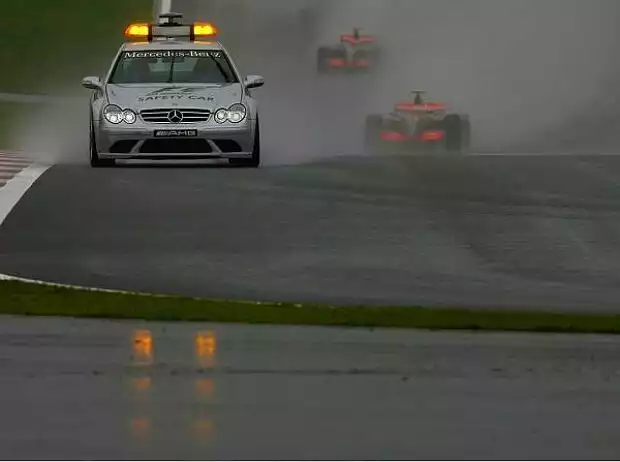Safety-Car Titel-Bild zur News: Safety-Car