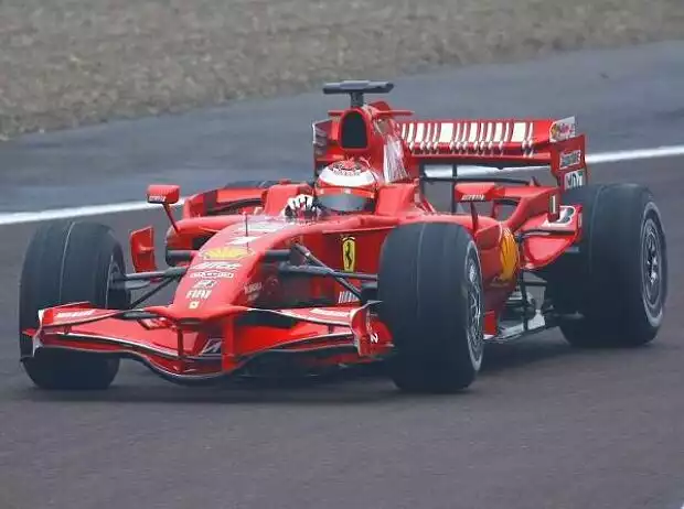 Kimi Räikkönen F2008 Titel-Bild zur News: Kimi Räikkönen F2008