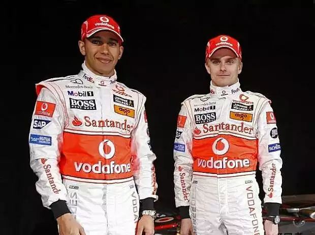 Titel-Bild zur News: Lewis Hamilton und Heikki Kovalainen