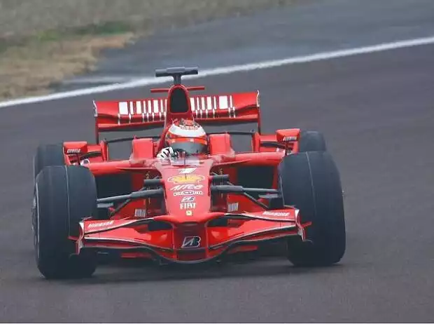 Kimi Räikkönen Titel-Bild zur News: Kimi Räikkönen