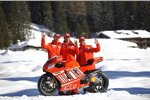 Casey Stoner, Testfahrer Vittoriano Guareschi und Marco Melandri (Ducati)