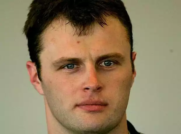 Travis Kvapil Yates Titel-Bild zur News: Travis Kvapil Yates