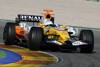 Bild zum Inhalt: Problemloser zweiter Testtag für den neuen Renault