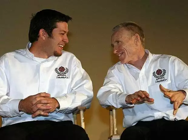 Martin Truex Jr. Mark Martin Titel-Bild zur News: Martin Truex Jr. Mark Martin