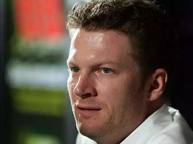 Titel-Bild zur News: Dale Earnhardt Jr.