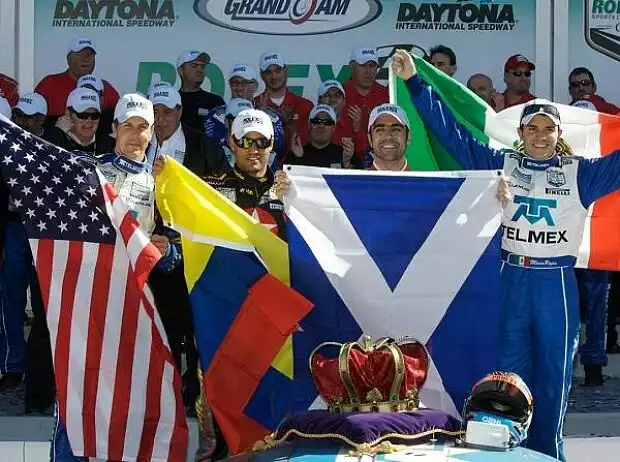 Pruett Montoya Franchitti Rojas Ganassi Titel-Bild zur News: Pruett Montoya Franchitti Rojas Ganassi