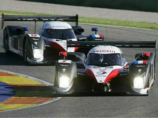 Peugeot 908 HDi FAP Titel-Bild zur News: Peugeot 908 HDi FAP