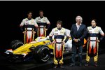 Lucas di Grassi, Romain Grosjean Fernando Alonso, Flavio Briatore (Teamchef) und Nelson Piquet Jr. (Renault) 