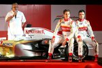 Vijay Mallya (Teameigentümer), Adrian Sutil und Vitantonio Liuzzi (Force India) 
