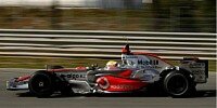Bild zum Inhalt: McLaren-Mercedes in Jerez voran