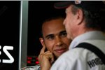 Lewis Hamilton (McLaren-Mercedes) und Ex-McLaren-Teammanager Jo Ramirez