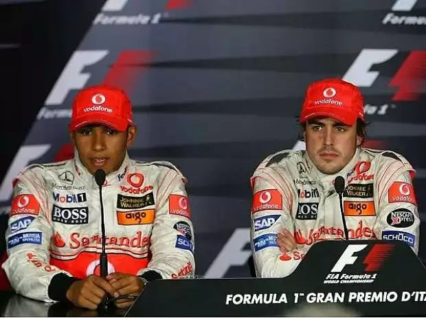 Lewis Hamilton; Fernando Alonso Titel-Bild zur News: Lewis Hamilton; Fernando Alonso