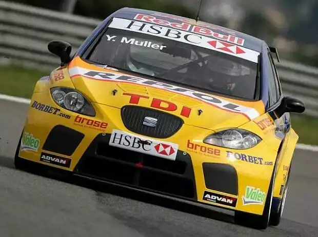 Yvan Muller Titel-Bild zur News: Yvan Muller