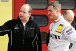 Ralf Schumacher mit seinem Renningenieur (Mücke) 