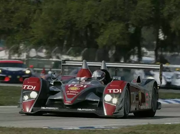 Audi R10 TDI Titel-Bild zur News: Audi R10 TDI