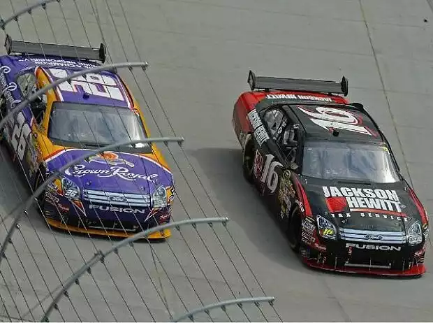 Jamie McMurray Greg Biffle Titel-Bild zur News: Jamie McMurray Greg Biffle
