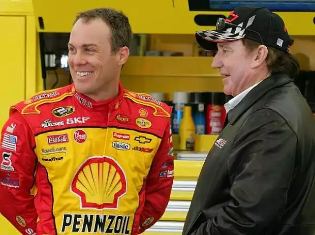 Kevin Harvick Richard Childress Titel-Bild zur News: Kevin Harvick Richard Childress