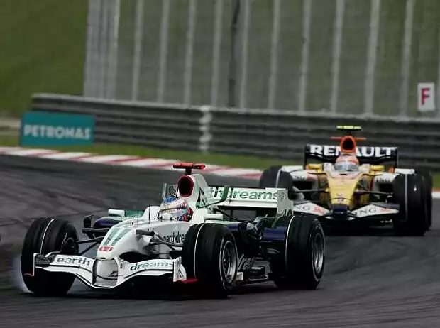 Jenson Button vor Nelson Piquet Junior Titel-Bild zur News: Jenson Button vor Nelson Piquet Junior