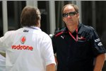 Norbert Haug (Mercedes-Motorsportchef) (McLaren-Mercedes) und Gerhard Berger (Teamanteilseigner) (Toro Rosso) 