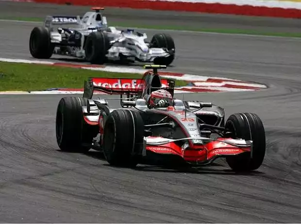 Heikki Kovalainen vor Nick Heidfeld Titel-Bild zur News: Heikki Kovalainen vor Nick Heidfeld