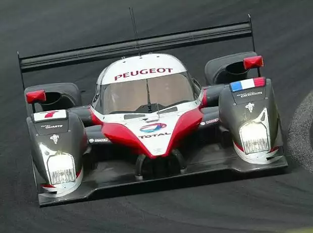 Peugeot 908 HDi FAP Titel-Bild zur News: Peugeot 908 HDi FAP