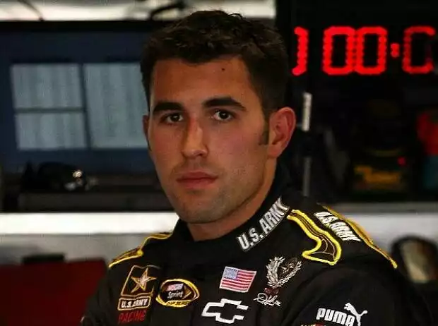 Aric Almirola Titel-Bild zur News: Aric Almirola