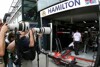 Bild zum Inhalt: McLaren rückt in Boxengasse nach hinten