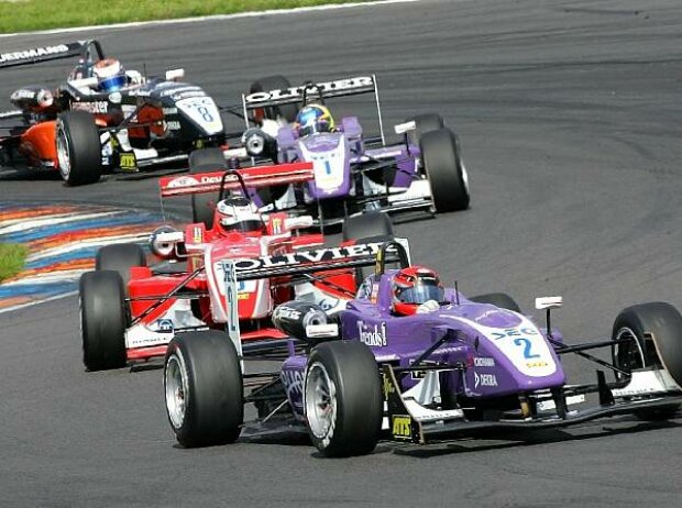 Titel-Bild zur News: Formel-3-Cup