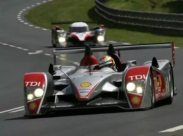 Audi R10 TDI, Peugeot 908 Titel-Bild zur News: Audi R10 TDI, Peugeot 908