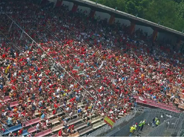 Titel-Bild zur News: Motodrom in Hockenheim