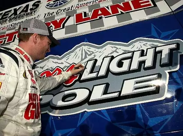 Dale Earnhardt Jr. Titel-Bild zur News: Dale Earnhardt Jr.