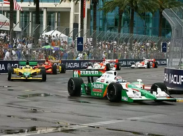 Tony Kanaan Titel-Bild zur News: Tony Kanaan