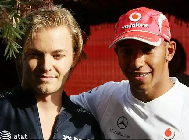 Nico Rosberg und Lewis Hamilton Titel-Bild zur News: Nico Rosberg und Lewis Hamilton