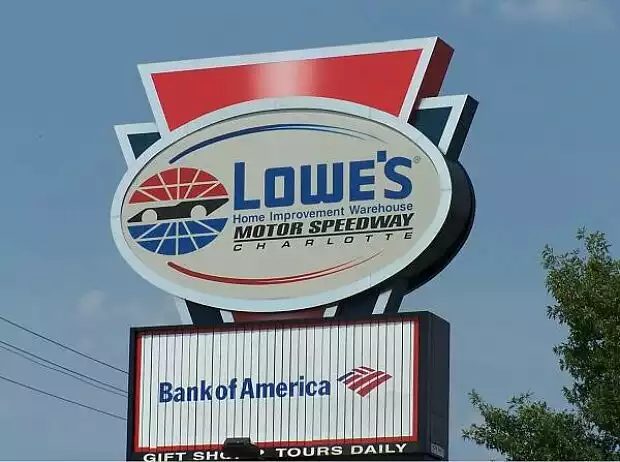 Lowes Motor Speedway Charlotte Titel-Bild zur News: Lowes Motor Speedway Charlotte