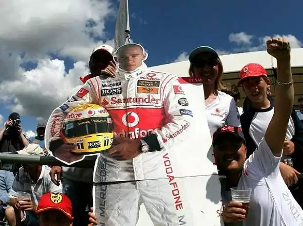 Lewis-Hamilton-Fans Titel-Bild zur News: Lewis-Hamilton-Fans