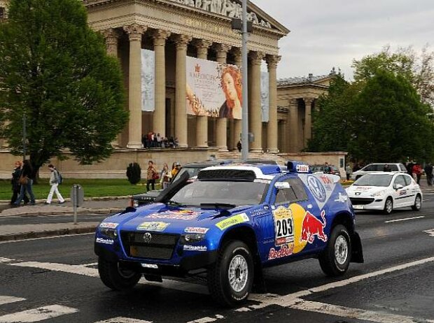 Titel-Bild zur News: VW Race Touareg 2