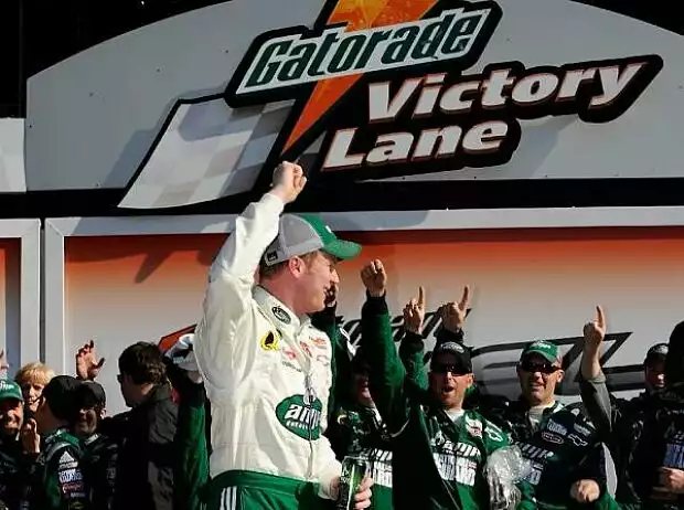 Titel-Bild zur News: Dale Earnhardt Jr.
