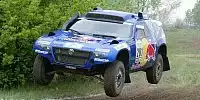 Bild zum Inhalt: Peterhansel und Sainz kämpfen um Sekunden