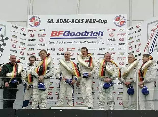 Podium VLN Titel-Bild zur News: Podium VLN