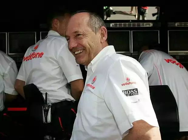 Ron Dennis Titel-Bild zur News: Ron Dennis