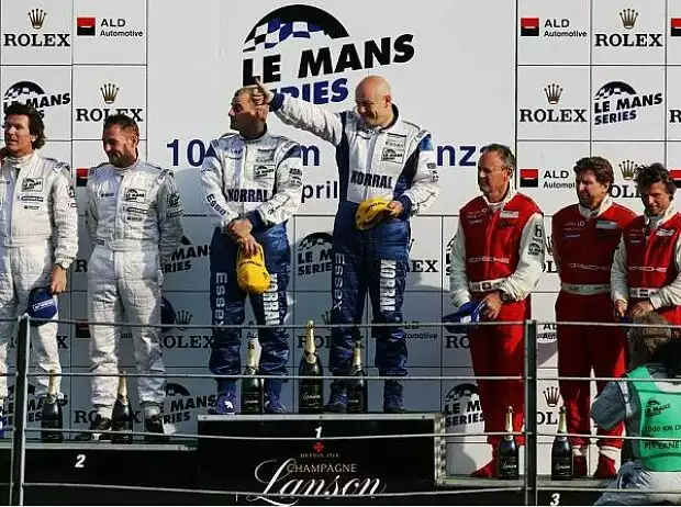 LMP2 Podium Titel-Bild zur News: LMP2 Podium