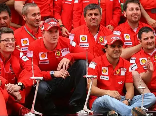 Felipe Massa und Kimi Räikkönen Titel-Bild zur News: Felipe Massa und Kimi Räikkönen