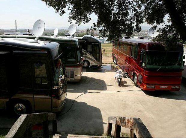Motorhomes der Formel-1-Stars Motorhomes der Formel-1-Stars