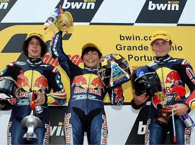Red-Bull-MotoGP-Rookies-Cup Titel-Bild zur News: Red-Bull-MotoGP-Rookies-Cup